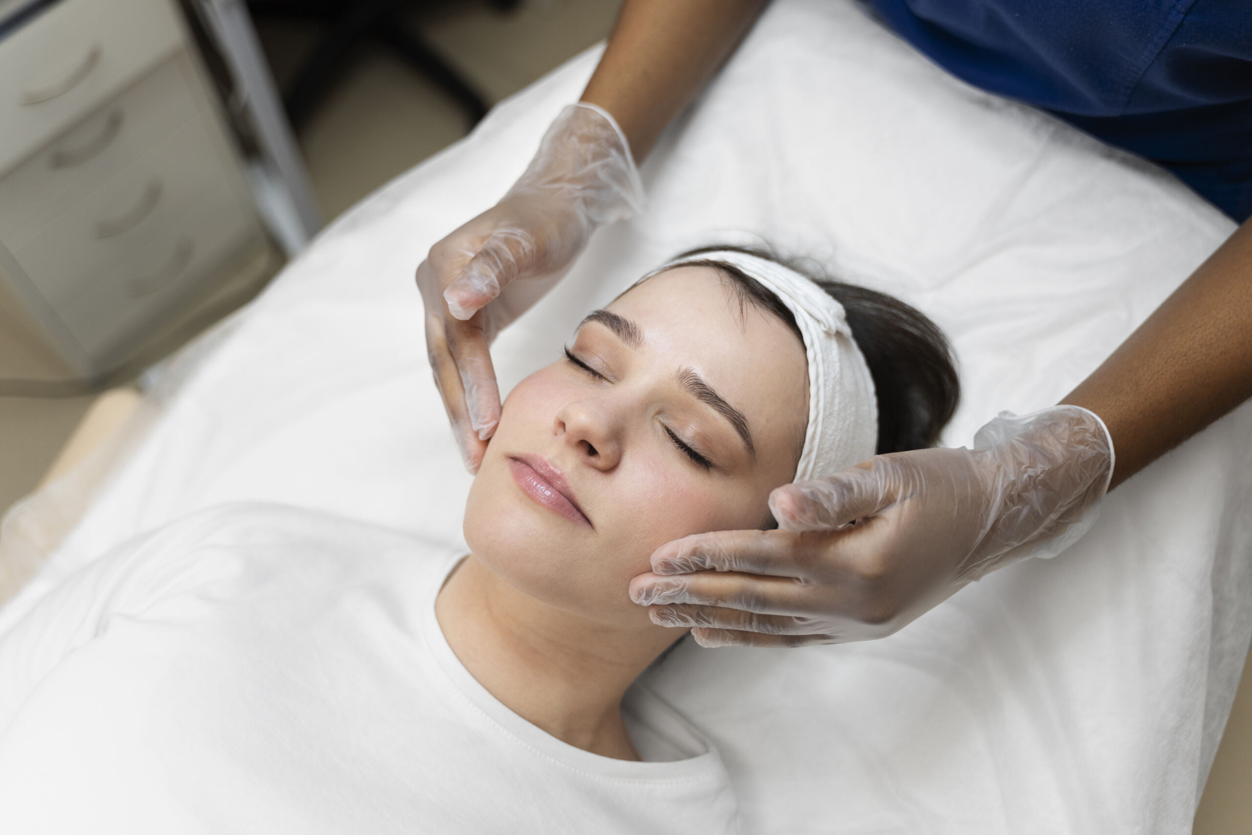 9 Amazing Benefits Of Microneedling Infinity Cosmetic Clinic 